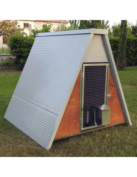 Winterfester Hühnerstall für 8 Hühner mit erhöhtem Boden