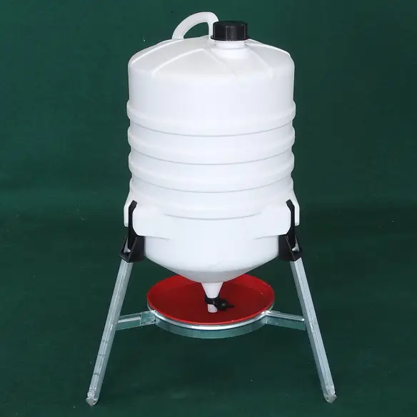 Hühnertränke 30 Liter mit erhöhtem Stand