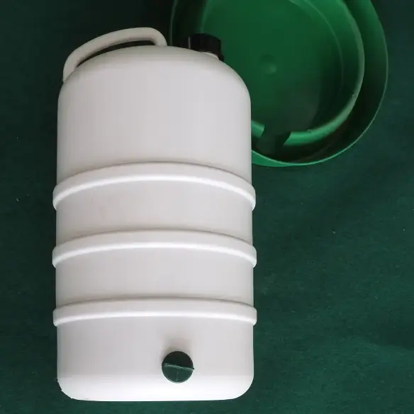 Hühnertränke 22 Liter für Hühner