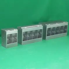 Großer Futterautomat aus Metall für Hühner, Vögel und Tauben