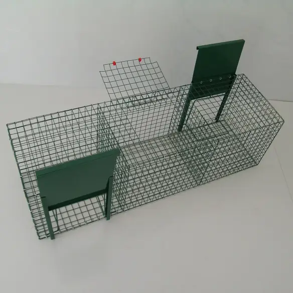 Offener Eingang der Elsternfalle