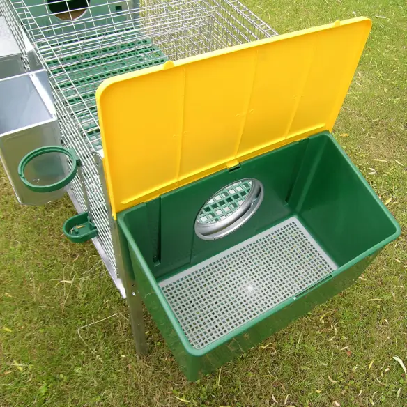 Äußerer Nistkasten des Kaninchenstalls