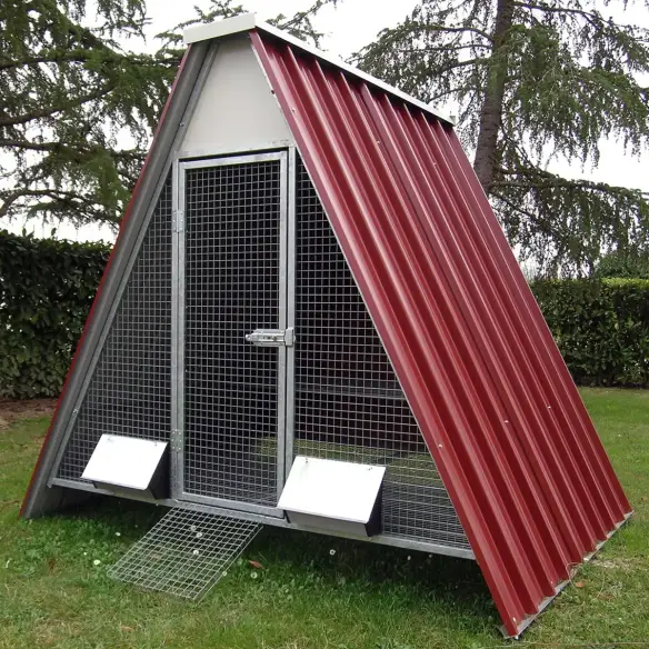 Begehbarer Hühnerstall für 12-20 Hühner mit erhöhtem Boden | Ferranti