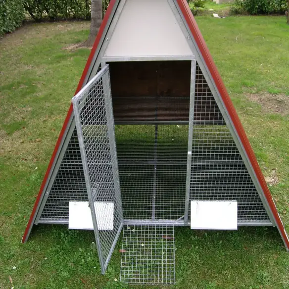 Begehbarer Hühnerstall für 12-20 Hühner mit erhöhtem Boden | Ferranti