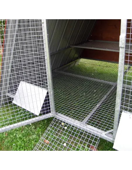 Begehbarer Hühnerstall für 12-20 Hühner mit erhöhtem Boden | Ferranti