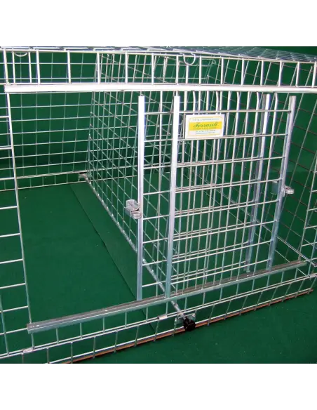 Hundebox mit doppelter Türöffnung fürs Auto