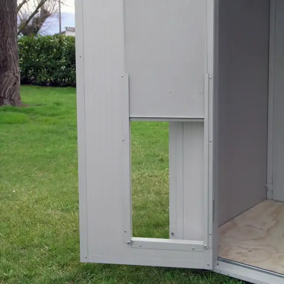 Innenraum der isolierten Hundehütte Modell Great Dane