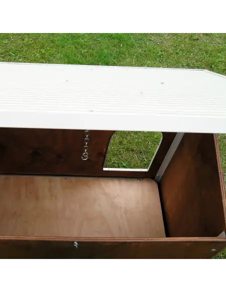 Innenraum der Holzhütte Modell Collie