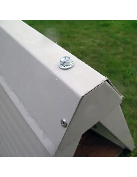 Dach der isolierten Hundehütte Modell Shepherd