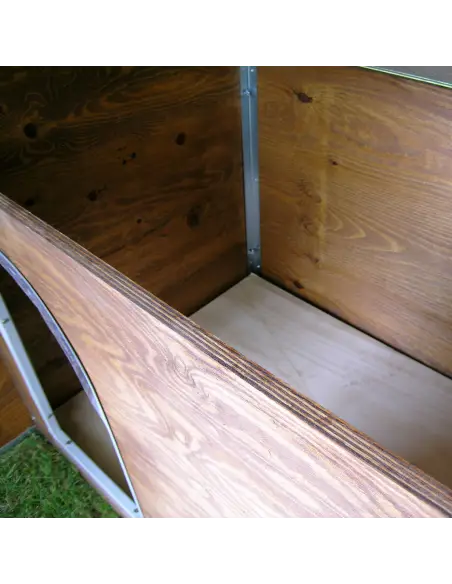 Innenraum des Hundezwingers Modell Cocker
