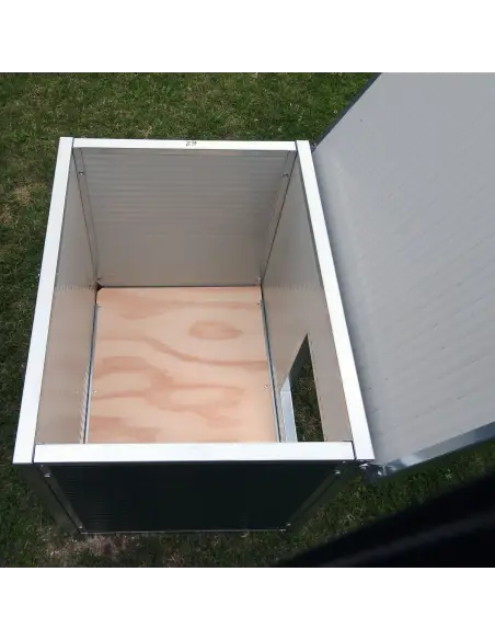 Isolierte Hundehütte Outdoor für kleine Hunde in Grün