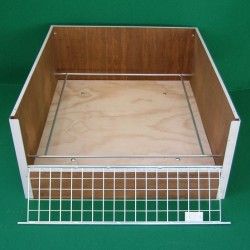 Wurfkiste aus Holz für Hunde