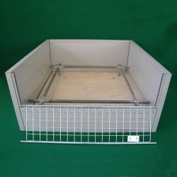 Isolierte Wurfkiste (Bodenplatte aus Holz)