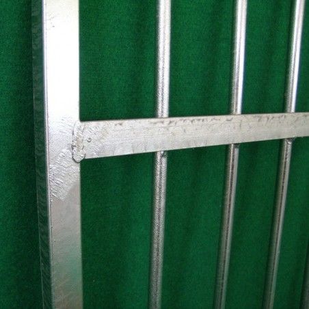 Hundezaun mit Rohrstabelementen und Toren für Hundegehege | Ferranti