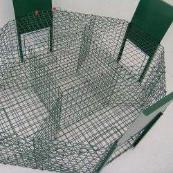 Falle für Rabenvögel mit 4 Eingängen