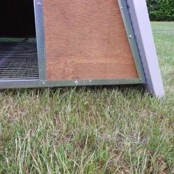 Isolierte Mini-Hühnerstall