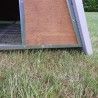 Isolierte Mini-Hühnerstall